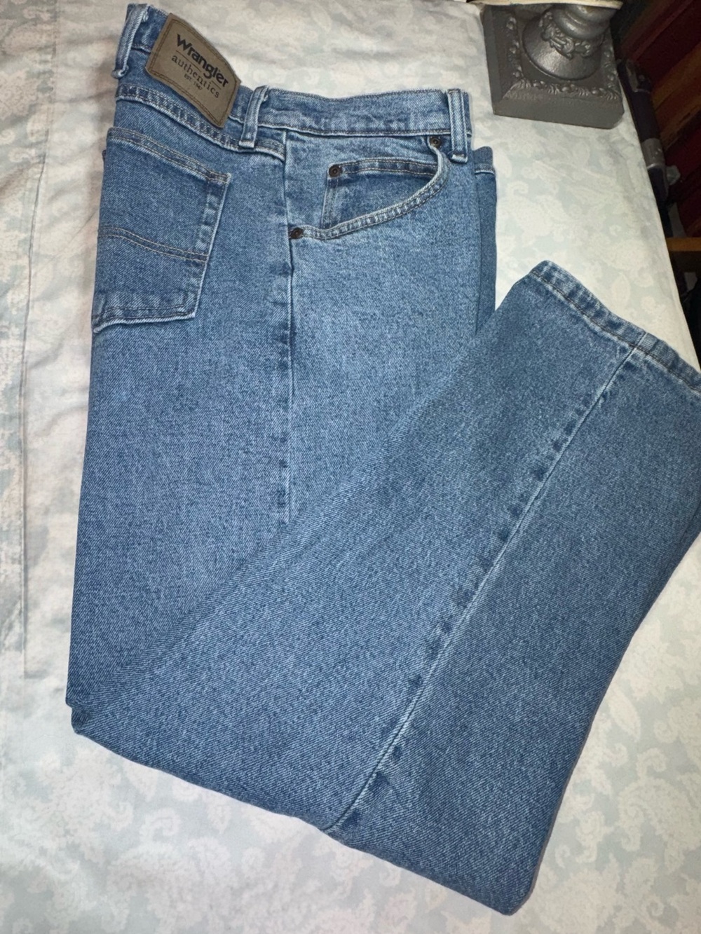 Wrangler Relaxed Fit Light Blue Jeans